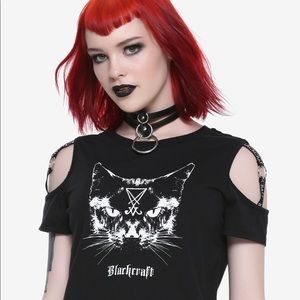 BLACKCRAFT LUCIPURR CROP TOP — HOT TOPIC EXCLUSIVE